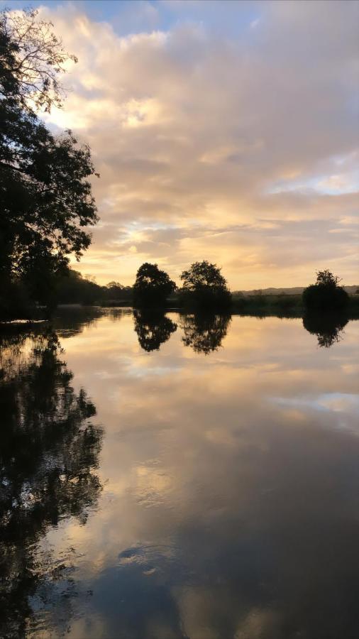 Dinckley Court Boutique Riverside Rooms Abingdon-on-Thames Luaran gambar